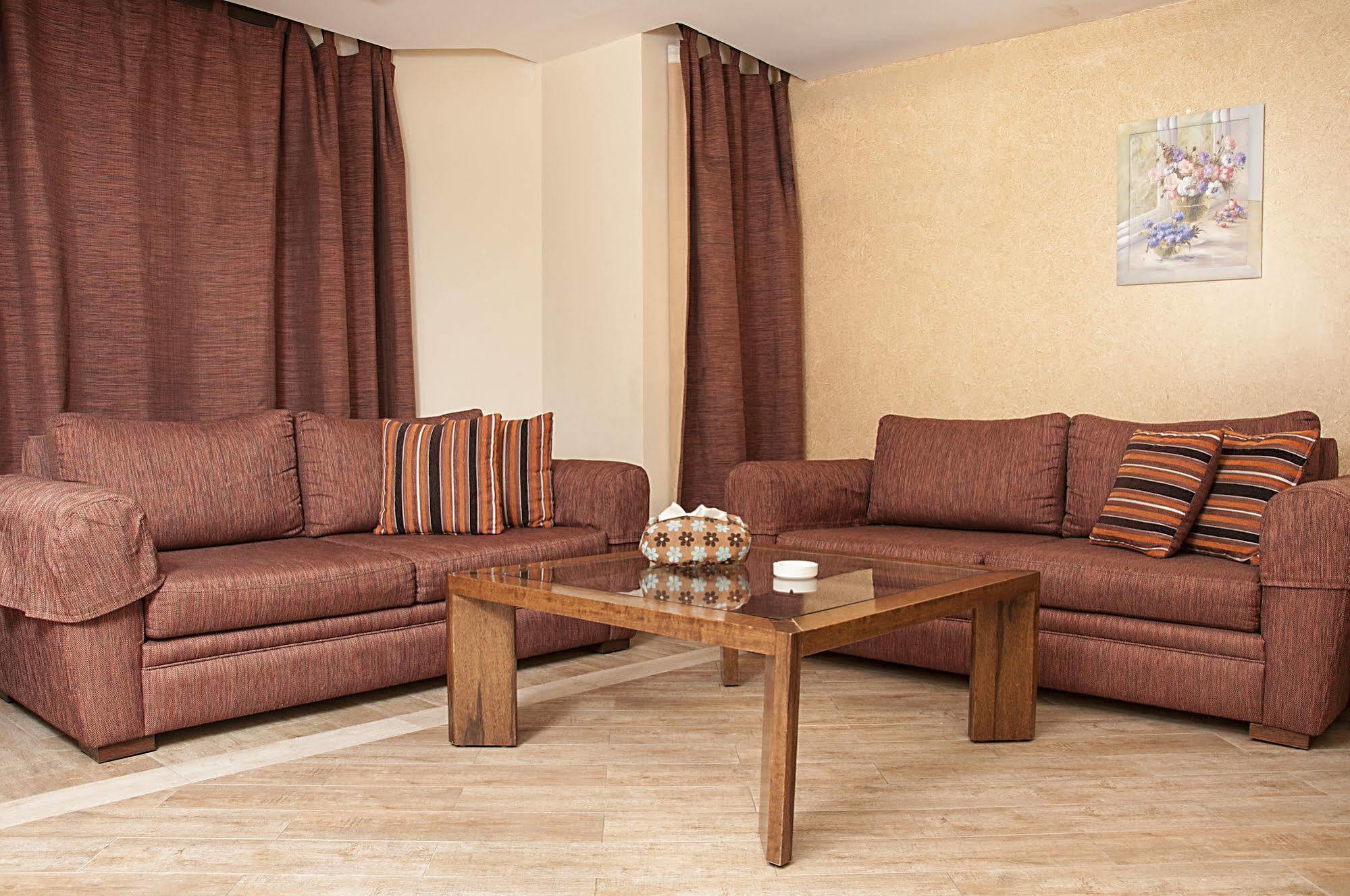 Marble Tower Hotel 3*